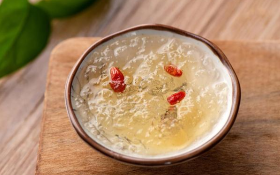 燕窩應(yīng)該怎么吃？吃燕窩有哪些小建議？