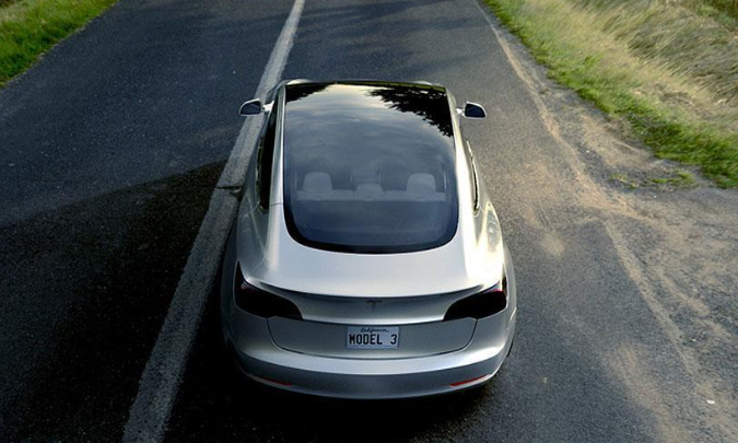 養(yǎng)一輛特斯拉一年費(fèi)用是多少？特斯拉純電動汽車價格是多少？